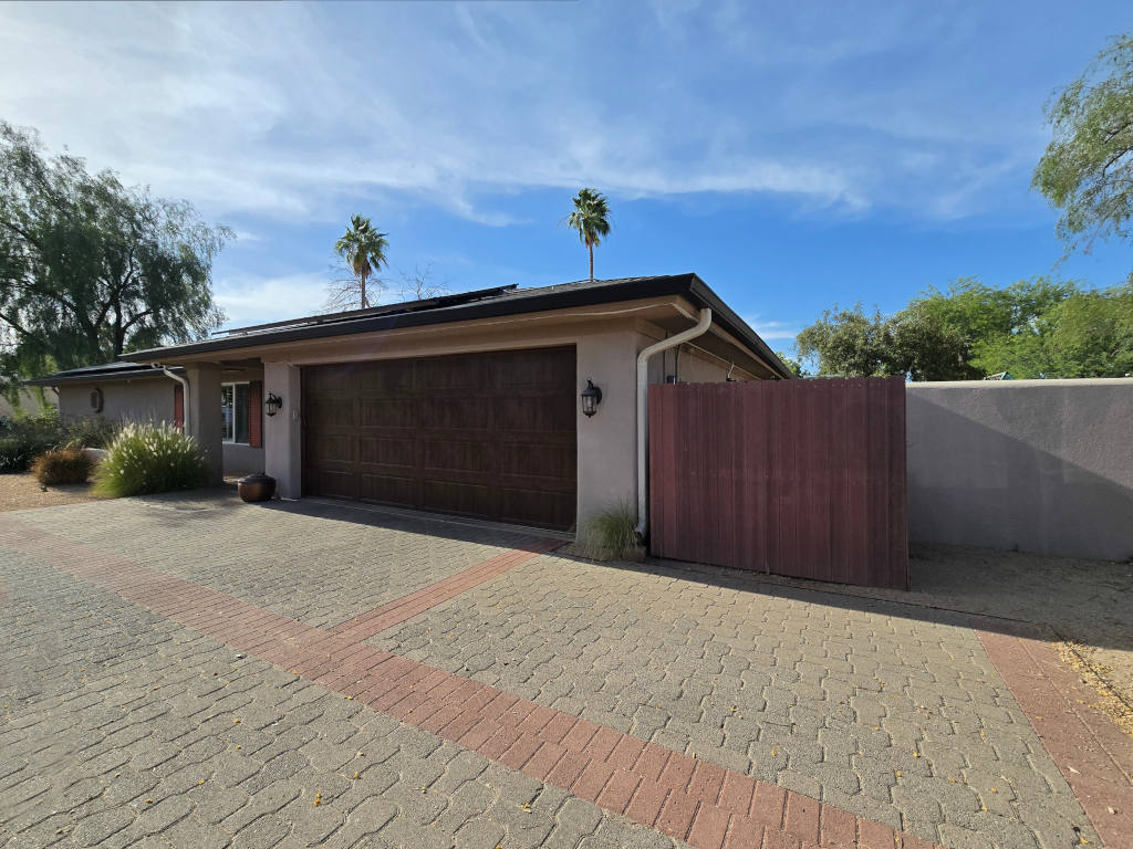 Before image of a garage addition in Scottsdale, AZ